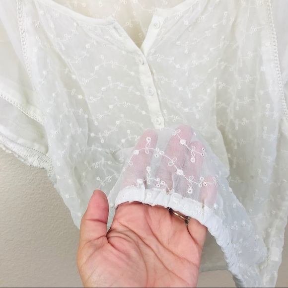 American Eagle Outfitters Ivory Eyelet Top - Picture 5 of 8